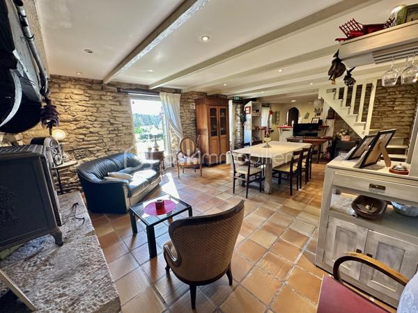 Local commercial de 121 m²