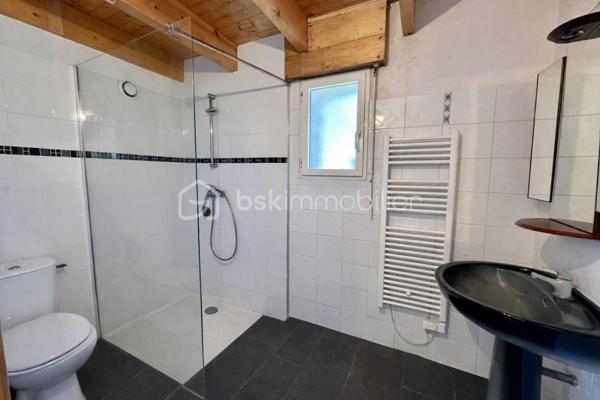 Local commercial de 121 m²