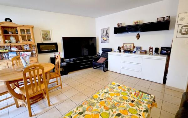 Appartement à vendre    2 pièces • 55 m2 La Seyne-sur-Mer