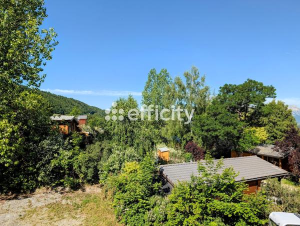 Appartement
         6 pièces
        - 160 m² Exclusivité 315 000 € *