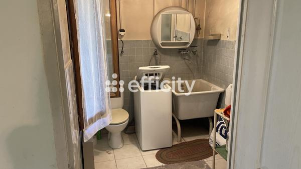 Maison
         4 pièces
        - 96 m² Exclusivité 310 000 € *