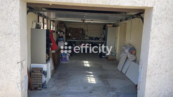 Maison
         4 pièces
        - 96 m² Exclusivité 310 000 € *