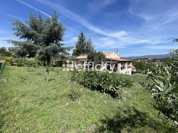 Maison
         4 pièces
        - 96 m² Exclusivité 310 000 € *