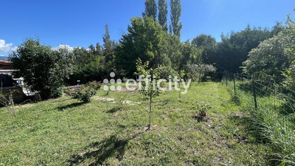 Maison
         4 pièces
        - 96 m² Exclusivité 310 000 € *