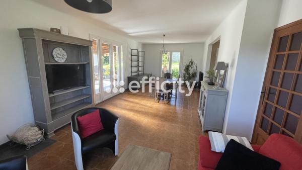 Maison
         4 pièces
        - 96 m² Exclusivité 310 000 € *