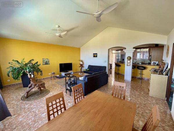 Appartement à vendre à Saint-Paul à la Réunion (97460), ref : 97409-272