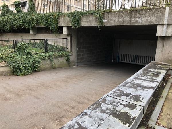 GARAGE FERME , Angers