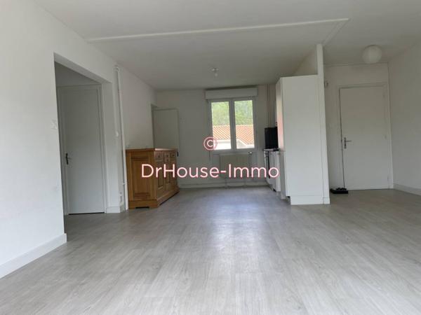 Appartement à louer 3 pièces de 68 m²