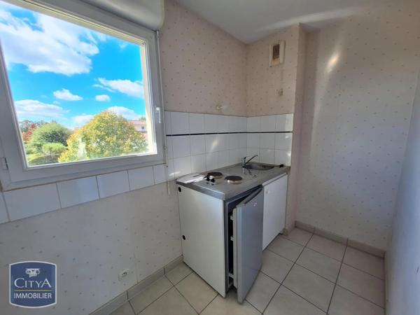 Appartement à louer 2 pièces 50.2m² Limoges (87280)