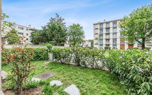 Appartement à vendre    4 pièces • 96,63 m2 Saint-Maur-des-Fossés