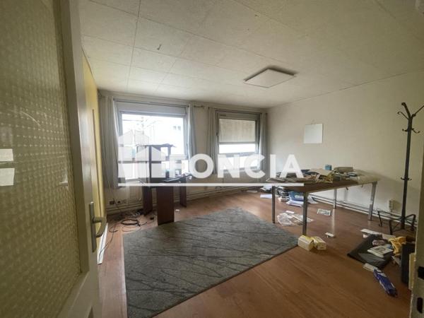 Location Local commercial 1 pièce - Grenoble 38000