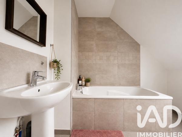Maison à vendre 5 pièces 97 m² Mont-près-Chambord