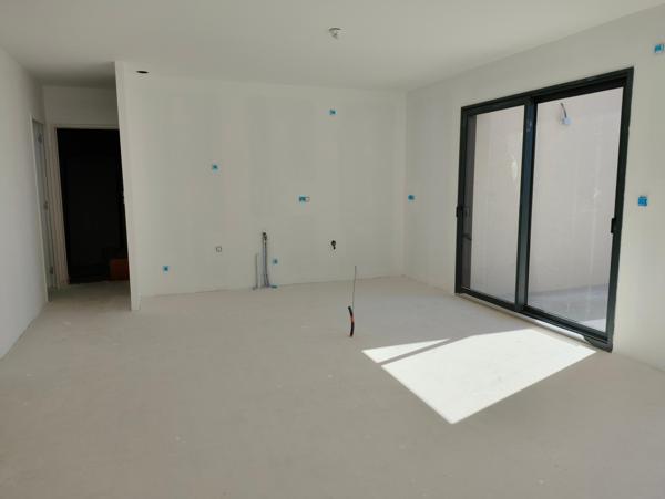 A VENDRE MAISON NEUVE DE 89M² SUE 280M² DE TERRAIN