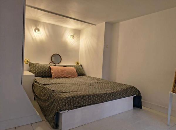 🏠 Paris 10ᵉ – Canal Saint-Martin | 2 pièces  superbement rénové !