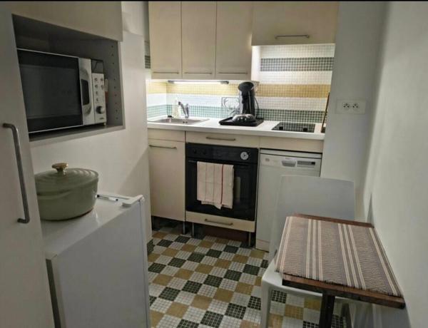 🏠 Paris 10ᵉ – Canal Saint-Martin | 2 pièces  superbement rénové !
