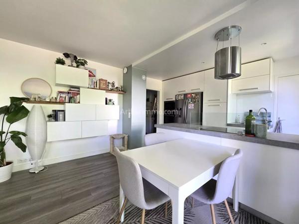 Vente Appartement 4 pièces 89 m2 à Saint-Maur-des-Fossés