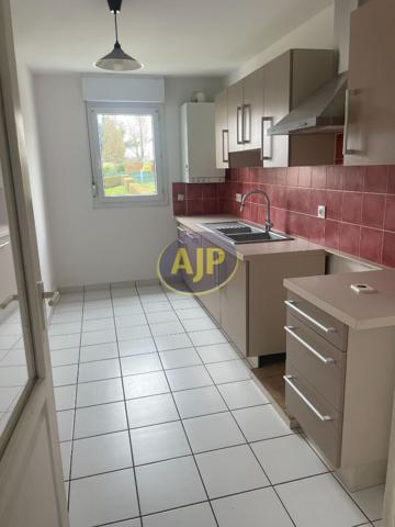 Appartement à louer Pontivy : 2 pièces, 62m² avec 1 chambre(s) à 580€ - AJP Immobilier Pontivy