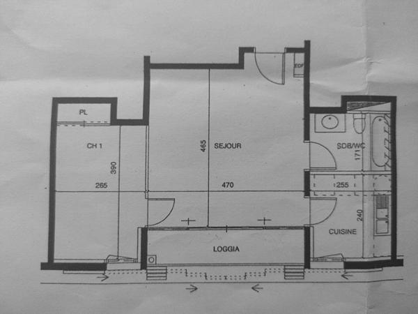 APPARTEMENT T2 44 M² + BALCON + CAVE + PARKING (CHARTRONS)