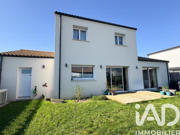 Maison à vendre 6 pièces 125 m² Saint-Julien-de-Concelles