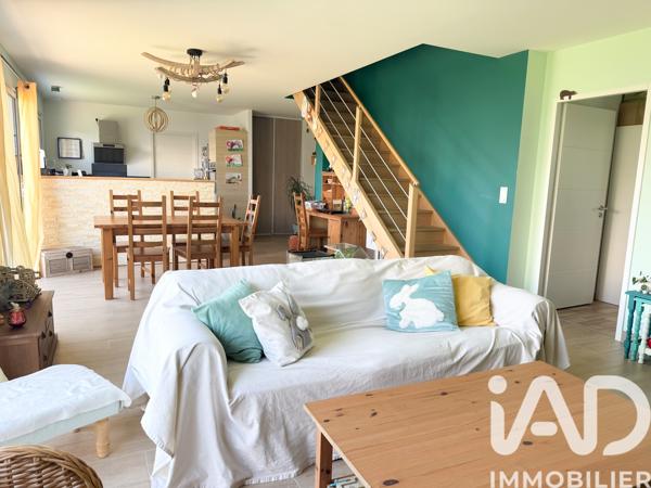 Maison à vendre 6 pièces 125 m² Saint-Julien-de-Concelles