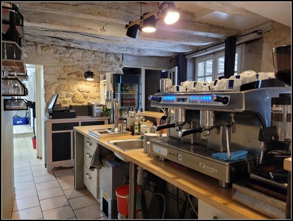 EXCLUSIVITÉ OPTIMHOME – Fonds de commerce Bar / Restaurant / Chambres d’hôtes – Emplacement exceptionnel à La Romieu (32480)