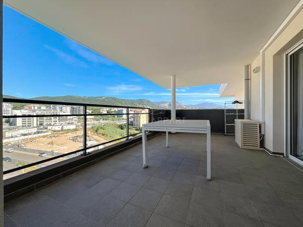 Appartement 3 pièce(s) 2 chambre(s) 70 m²