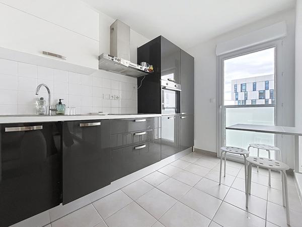 APPARTEMENT T2, SECTEUR NANTES SUD, STATIONNEMENT, BUSWAY