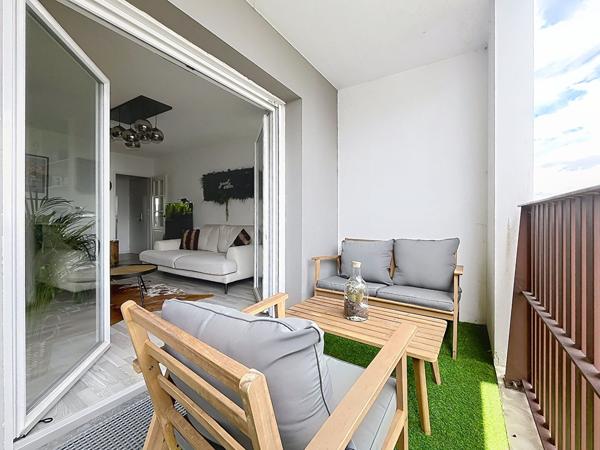APPARTEMENT T2, SECTEUR NANTES SUD, STATIONNEMENT, BUSWAY