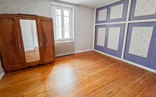 Maison à vendre    7 pièces •  Grisolles