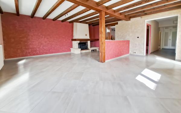 Maison à vendre    7 pièces •  Grisolles