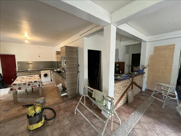 Maison à vendre |  Descartes |  4 pièces | 91 m²
