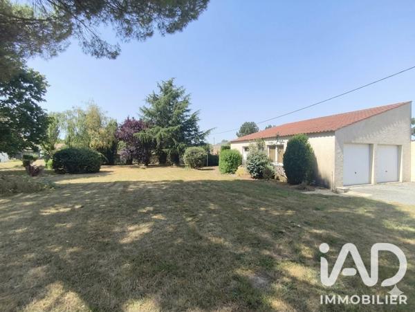 Maison à vendre 5 pièces 156 m² Bazoges-en-Pareds