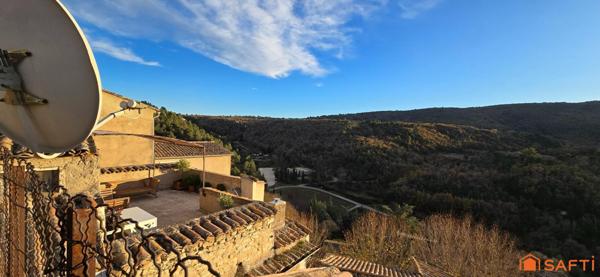 Immeuble de charme au cœur de Bonnieux 84