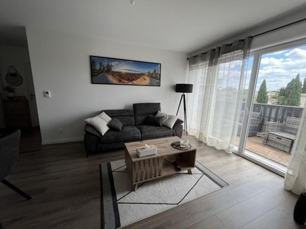 Appartement à louer 890 € CC St-Vincent-de-Paul 3 p 61 m² DPE B