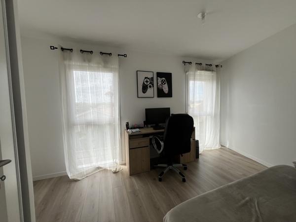 Appartement à louer 890 € CC St-Vincent-de-Paul 3 p 61 m² DPE B