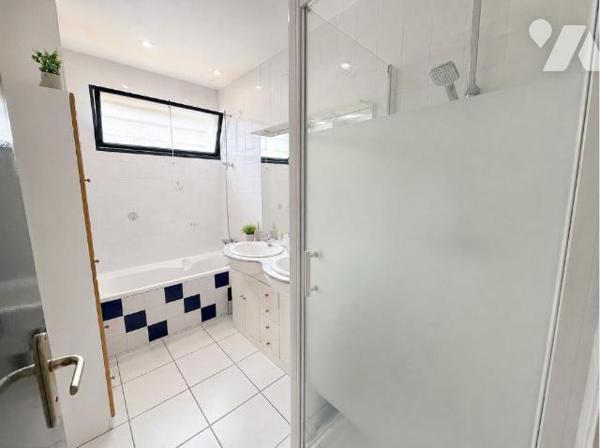 A VENDRE MAISON T5  THEIX-NOYALO