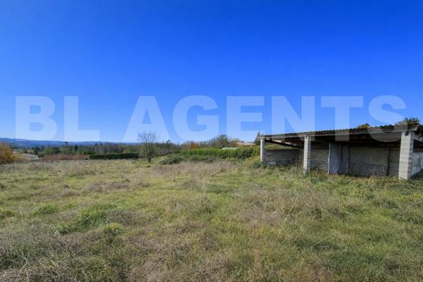 TERRAIN CONSTRUCTIBLE AVEC VUE