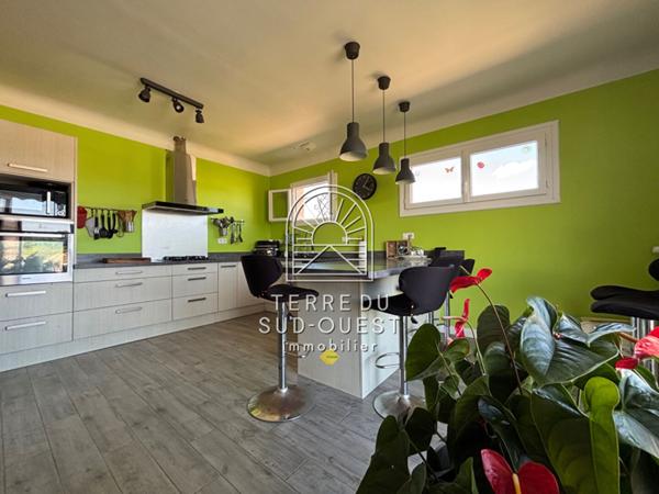 Maison 6 pièce(s) 4 chambre(s) 150 m²