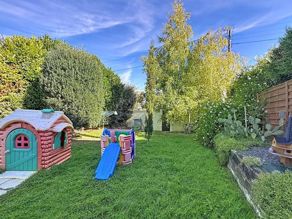 Maison de plain-pied 3 chambres avec jardin exposé Sud-est