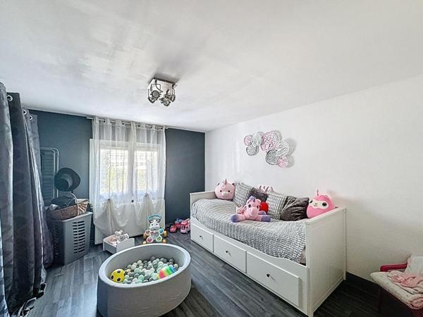 Maison de plain-pied 3 chambres avec jardin exposé Sud-est