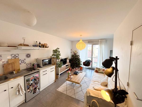 Rue Charial - Part Dieu - T1 bis sans vis à vis