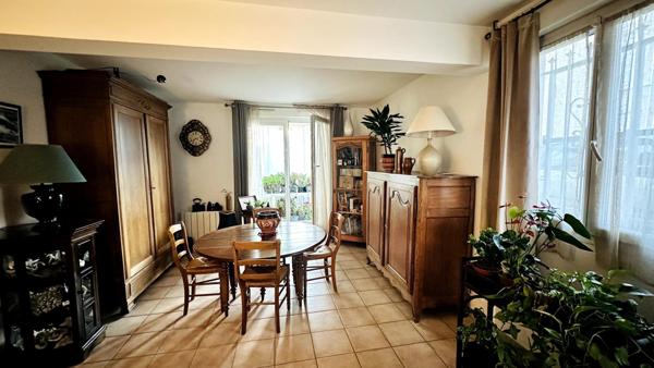 REIMS - TYPE 4 avec Loggia et une PLACE DE PARKING