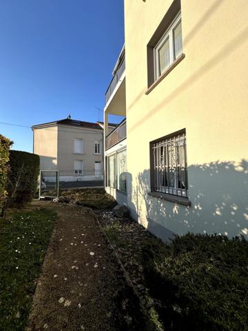 REIMS - TYPE 4 avec Loggia et une PLACE DE PARKING