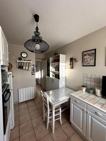 REIMS - TYPE 4 avec Loggia et une PLACE DE PARKING