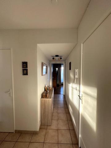 REIMS - TYPE 4 avec Loggia et une PLACE DE PARKING