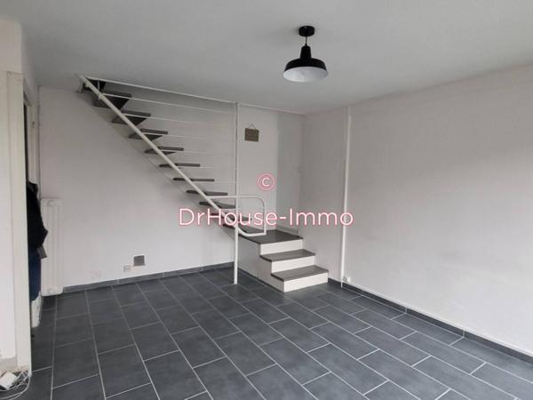 Appartement à louer 3 pièces de 54 m²