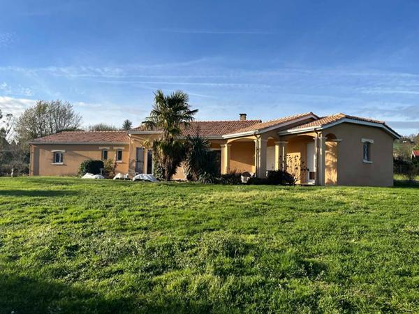 Villa plain-pied Château L'Evêque 141 m2