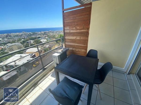 Appartement à louer 2 pièces Saint-Denis (97400)