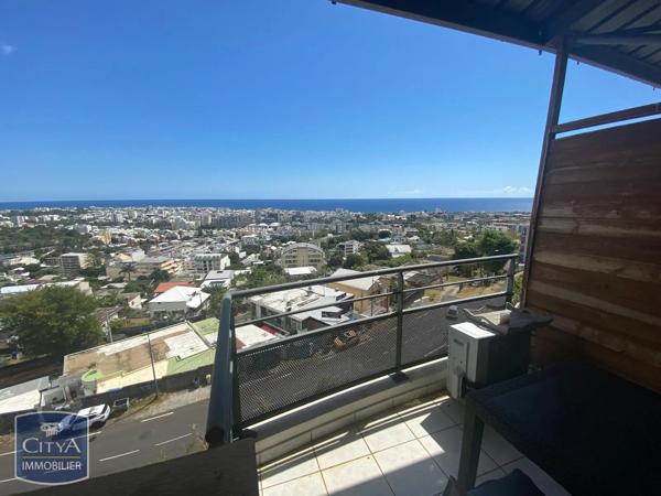 Appartement à louer 2 pièces Saint-Denis (97400)
