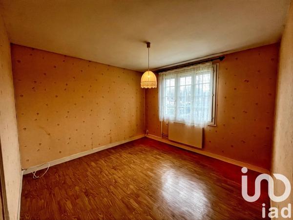 Maison 3 pièces de 76 m² à Vierzon (18100)